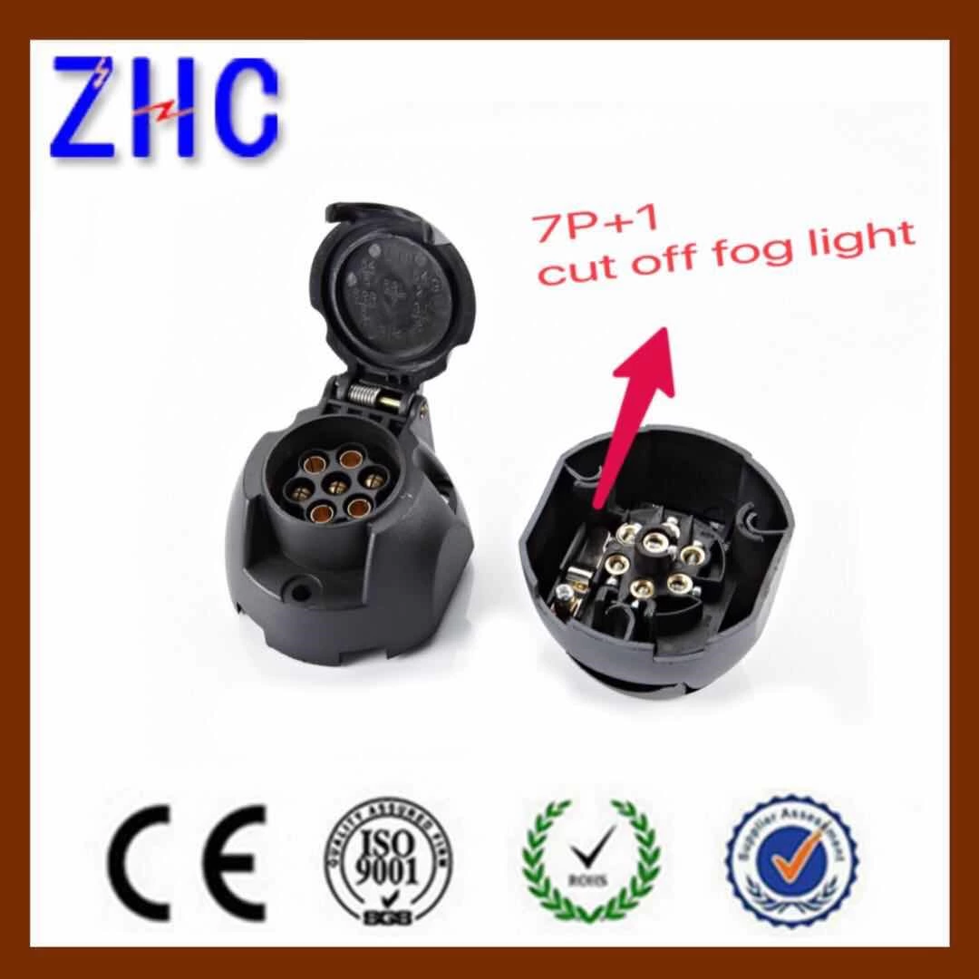 Female trailer connector